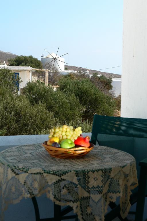 Irene Rooms Folegandros Town Exterior foto